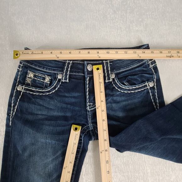 Miss Me signature cuffed capri women's jeans Size 27 Rodeo Bling Y2K Cowgirl - Picture 4 of 8